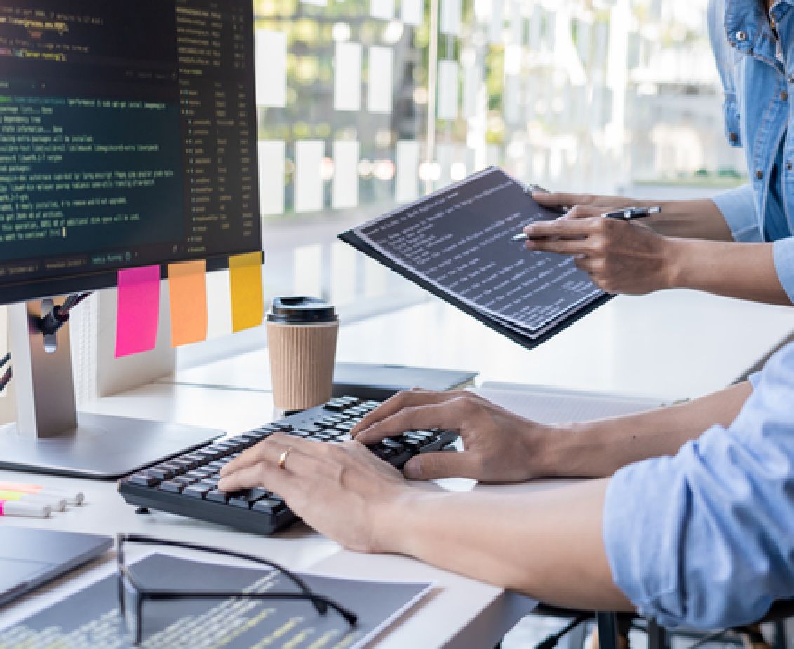 IT・クリエイティブ事業